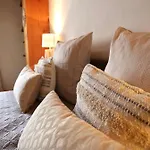 Bed & Breakfast Domaine Du Cellier De La Couronne
