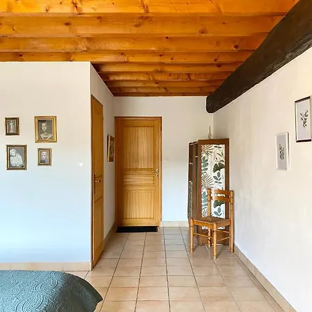 Domaine Du Cellier De La Couronne לינה וארוחת בוקר 3*