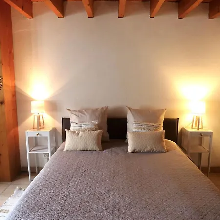 Domaine Du Cellier De La Couronne לינה וארוחת בוקר Sézanne