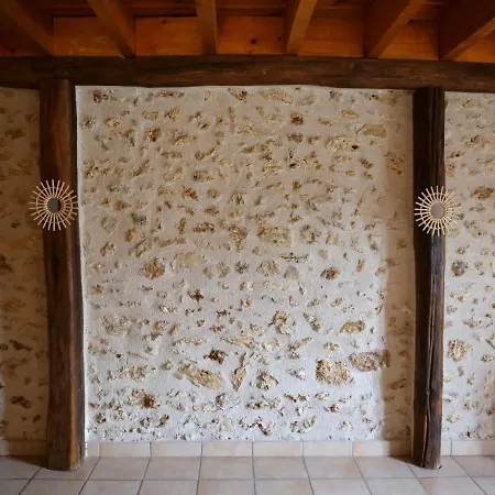 Domaine Du Cellier De La Couronne לינה וארוחת בוקר Sézanne