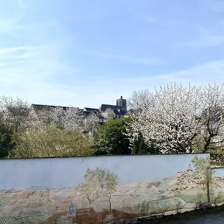 Domaine Du Cellier De La Couronne Oda ve Kahvaltı Sézanne