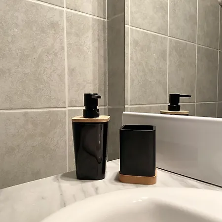 לינה וארוחת בוקר Domaine Du Cellier De La Couronne Sézanne